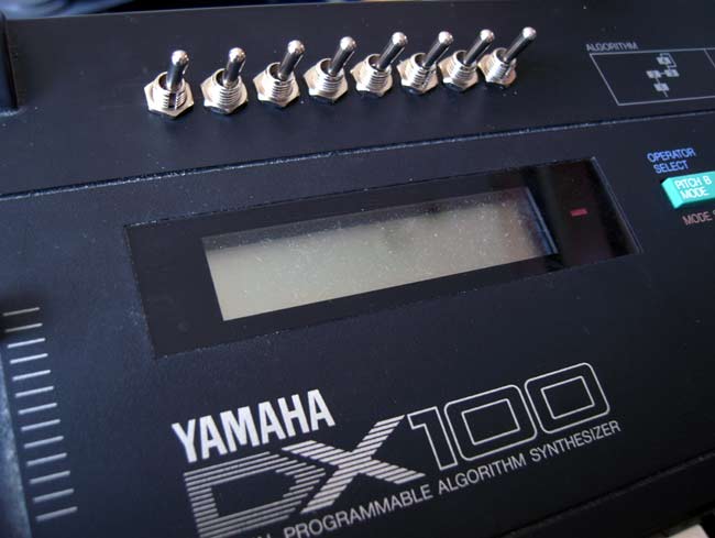 Yamaha DX100 Programmable Algorithm Synthesizer