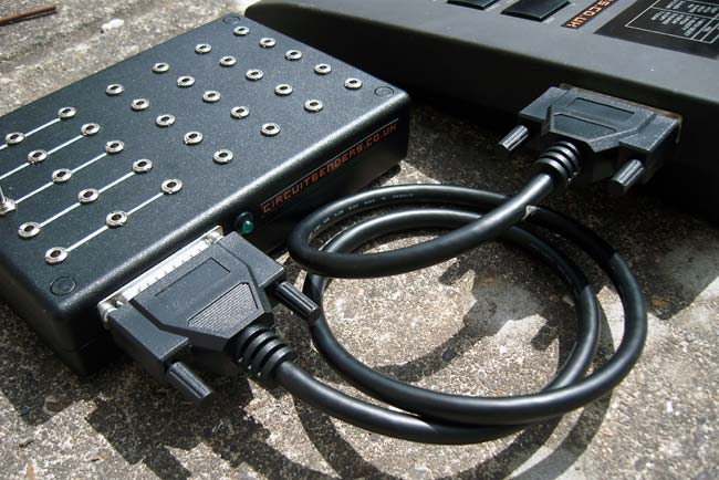 Roland R8 cabling