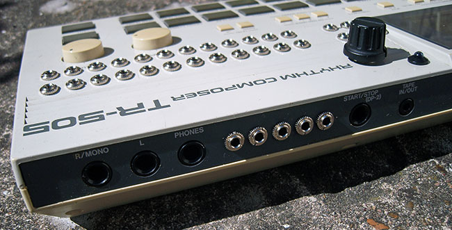 Circuitbenders - Roland TR505 modifications