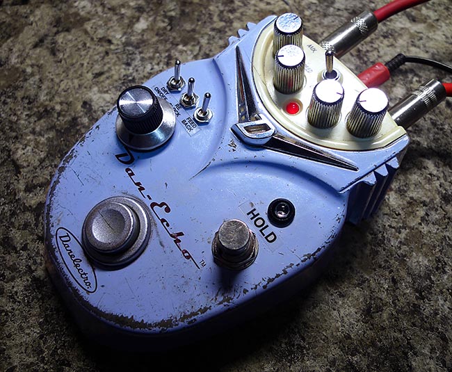 Modified Danelectro dan echo